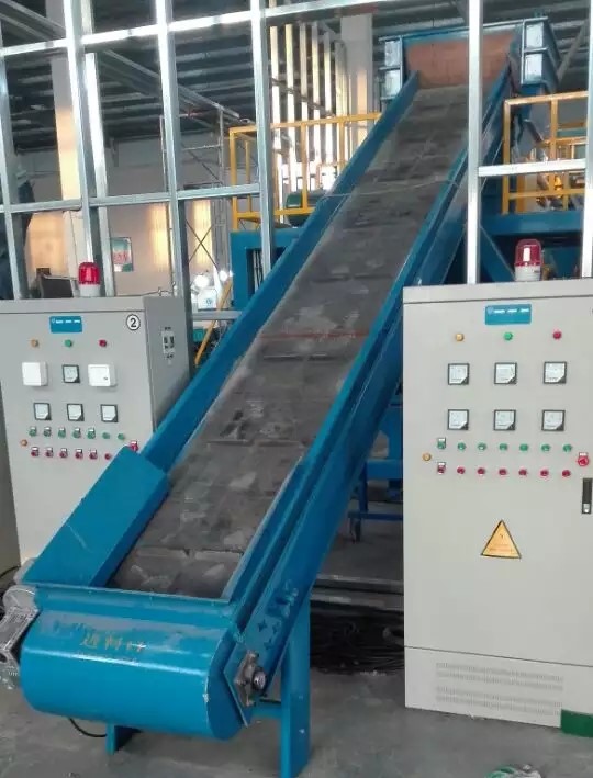 皮帶輸送線.jpg 皮帶輸送線.jpg